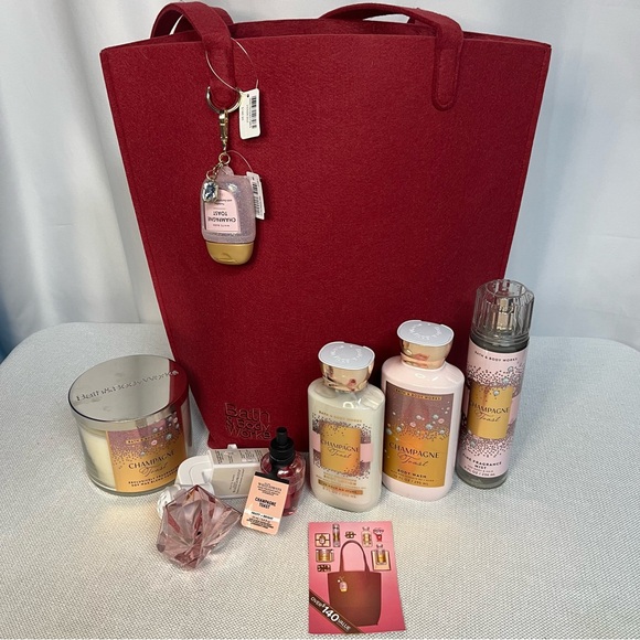 Bath & Bodyworks Bundle and Tote Bag Giveaway - Retail $140 - Picture 2 of 9